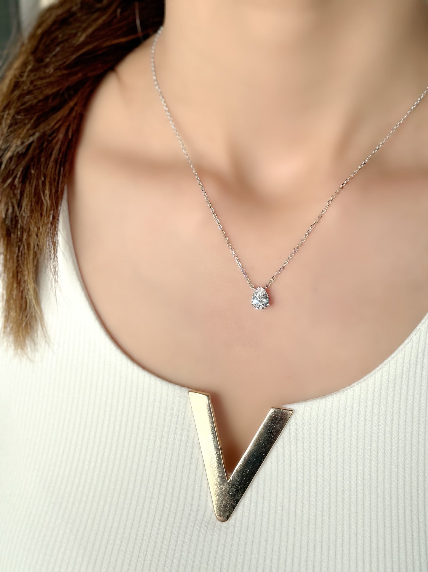 Tear Drop Design Necklace