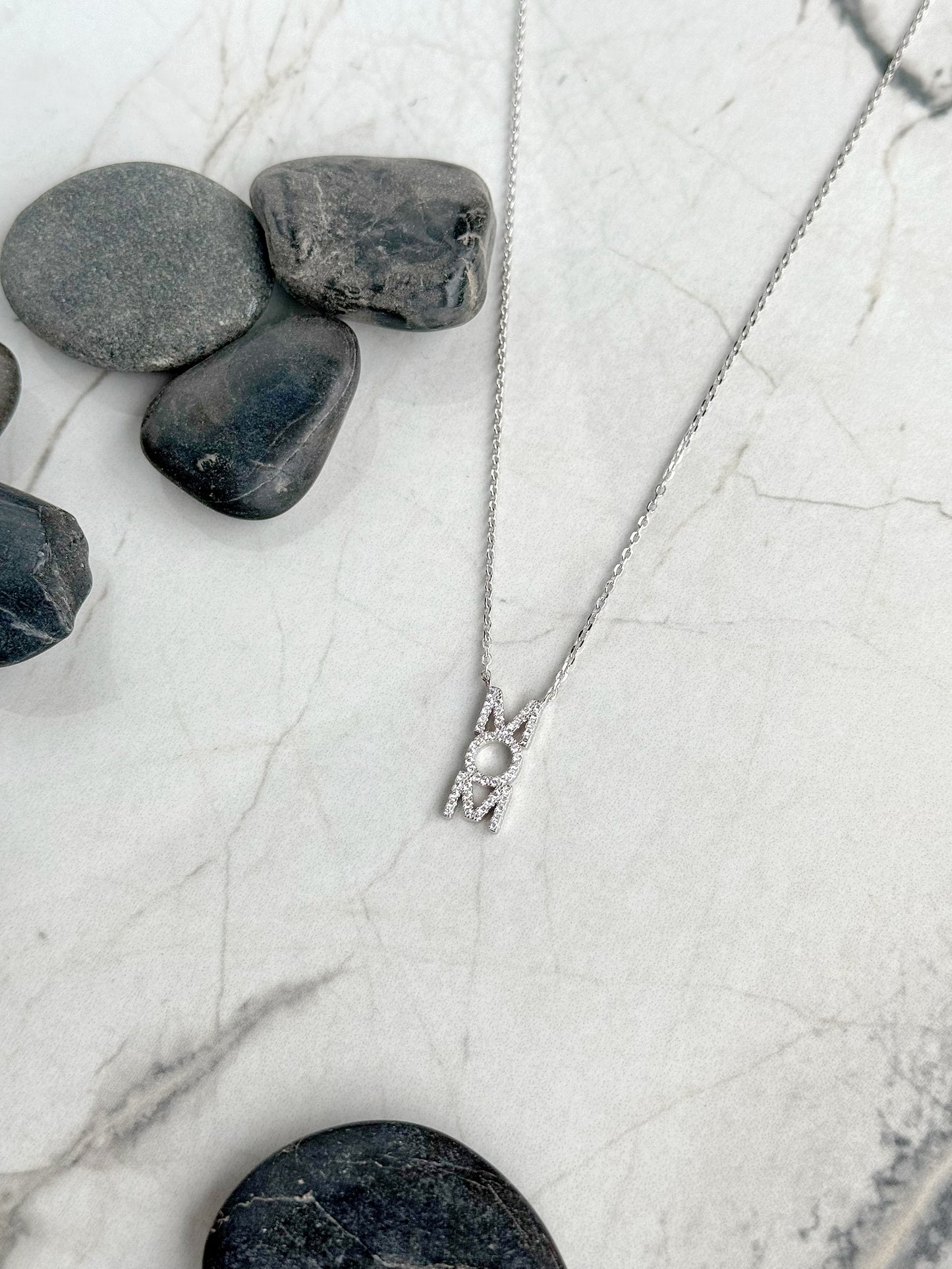 MOM necklace
