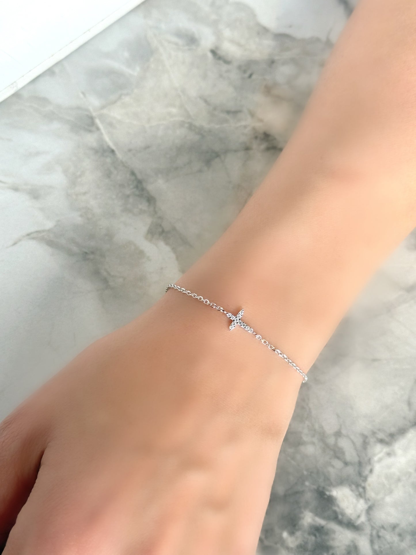 Simple Cross Design Bracelet