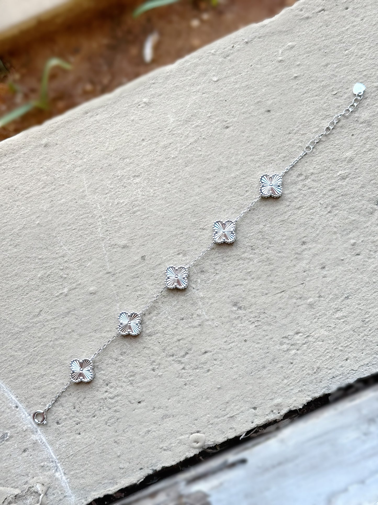 Van Cleef Plain Silver Color Bracelet