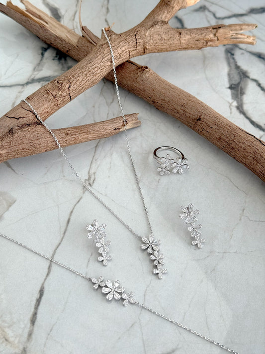 Four Pieces Wedding & Special Occasion Set Style 4