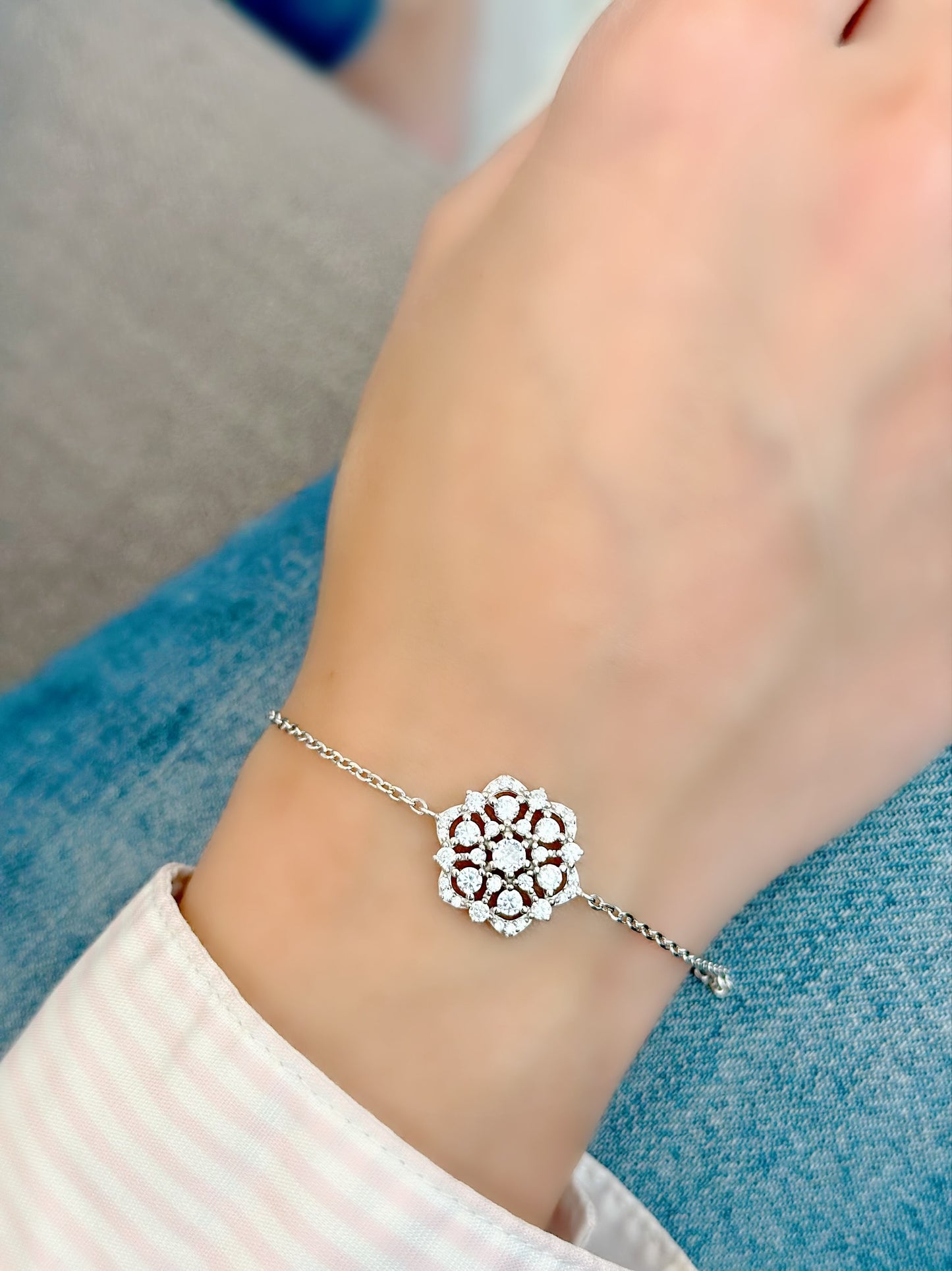 Snow Flake Elegant Bracelet