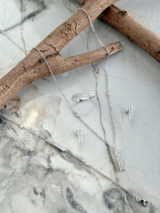 Four Pieces Wedding & Special Occasion Set Style 5