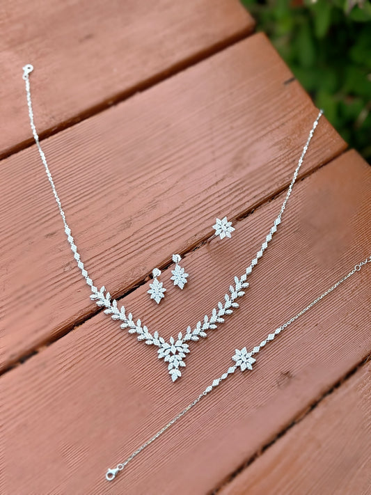 Leaf & Flowers Design Wedding Set