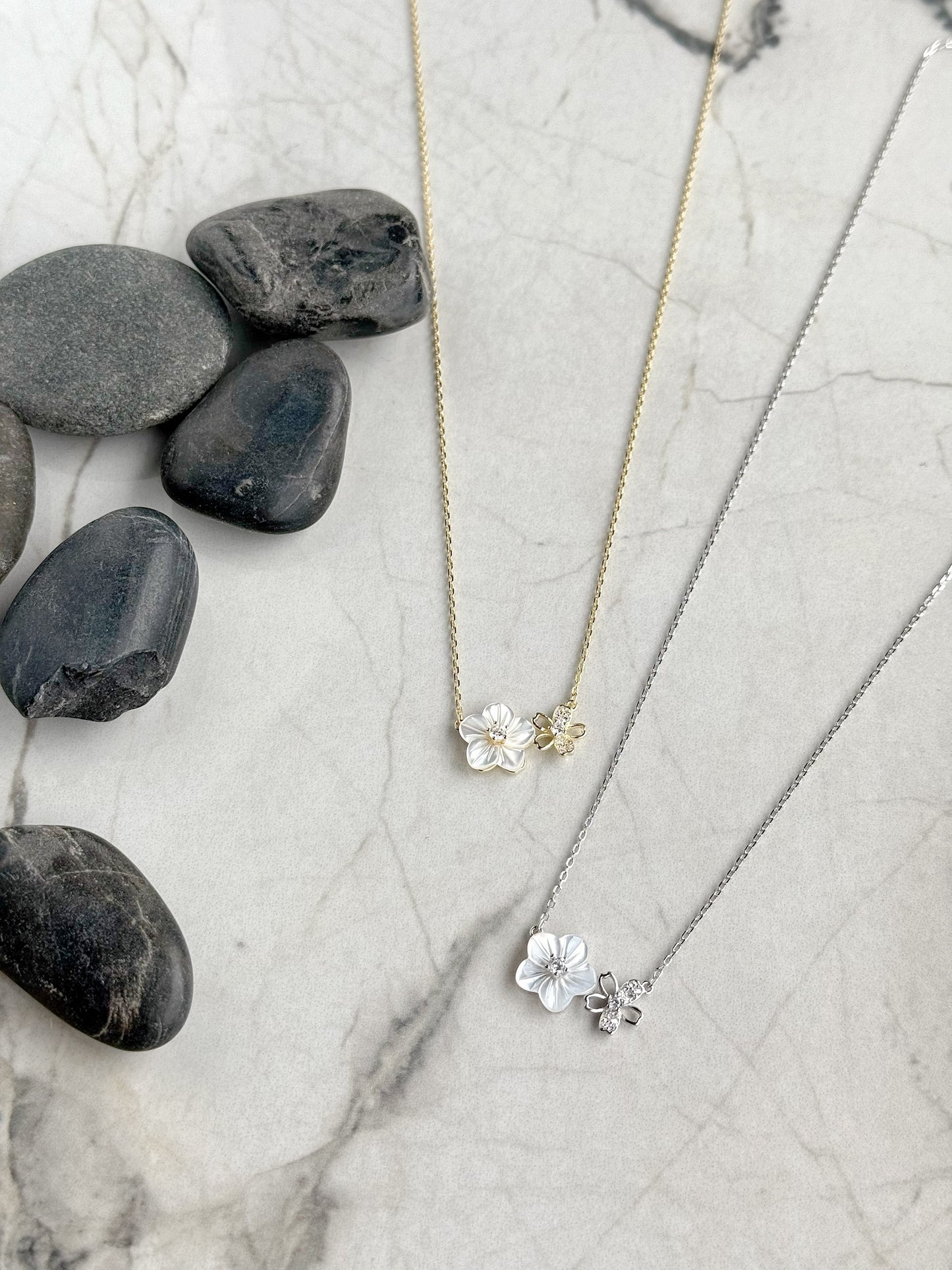 Silver 925 Classy Flower Design Necklace