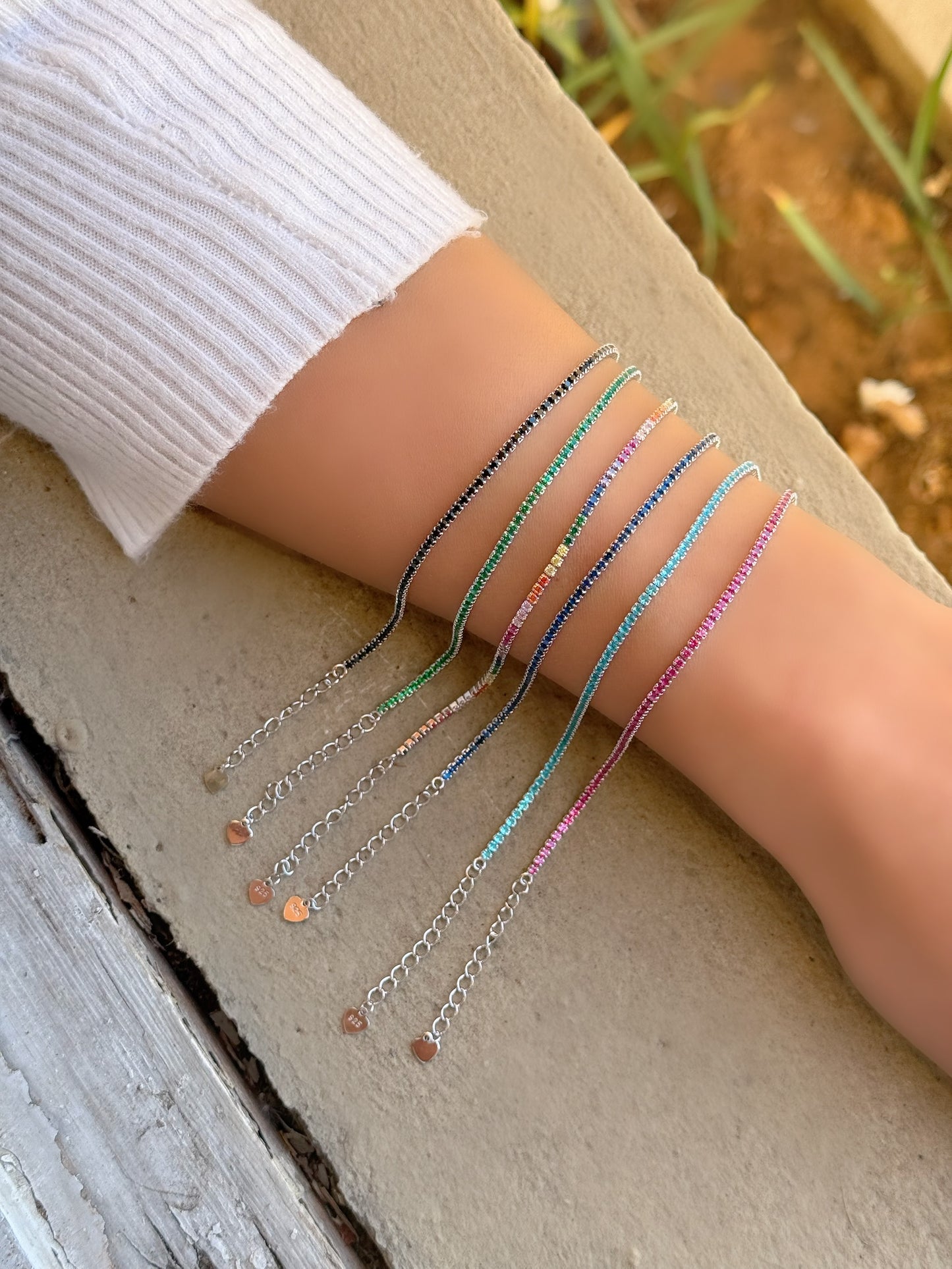 Tennis Bracelet 16 cm + 3 cm extension Available in Different Colors