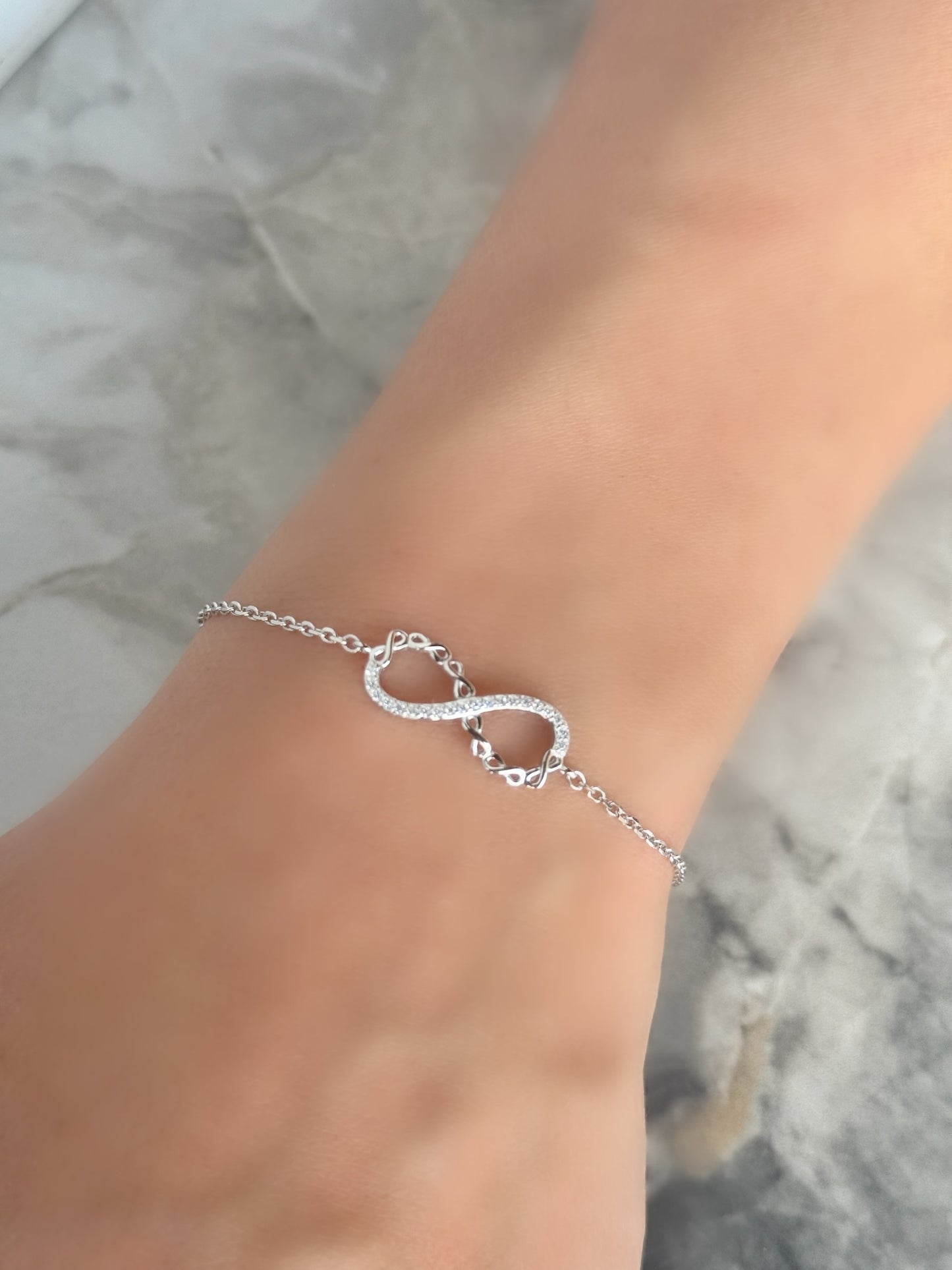 Infinity Design bracelet