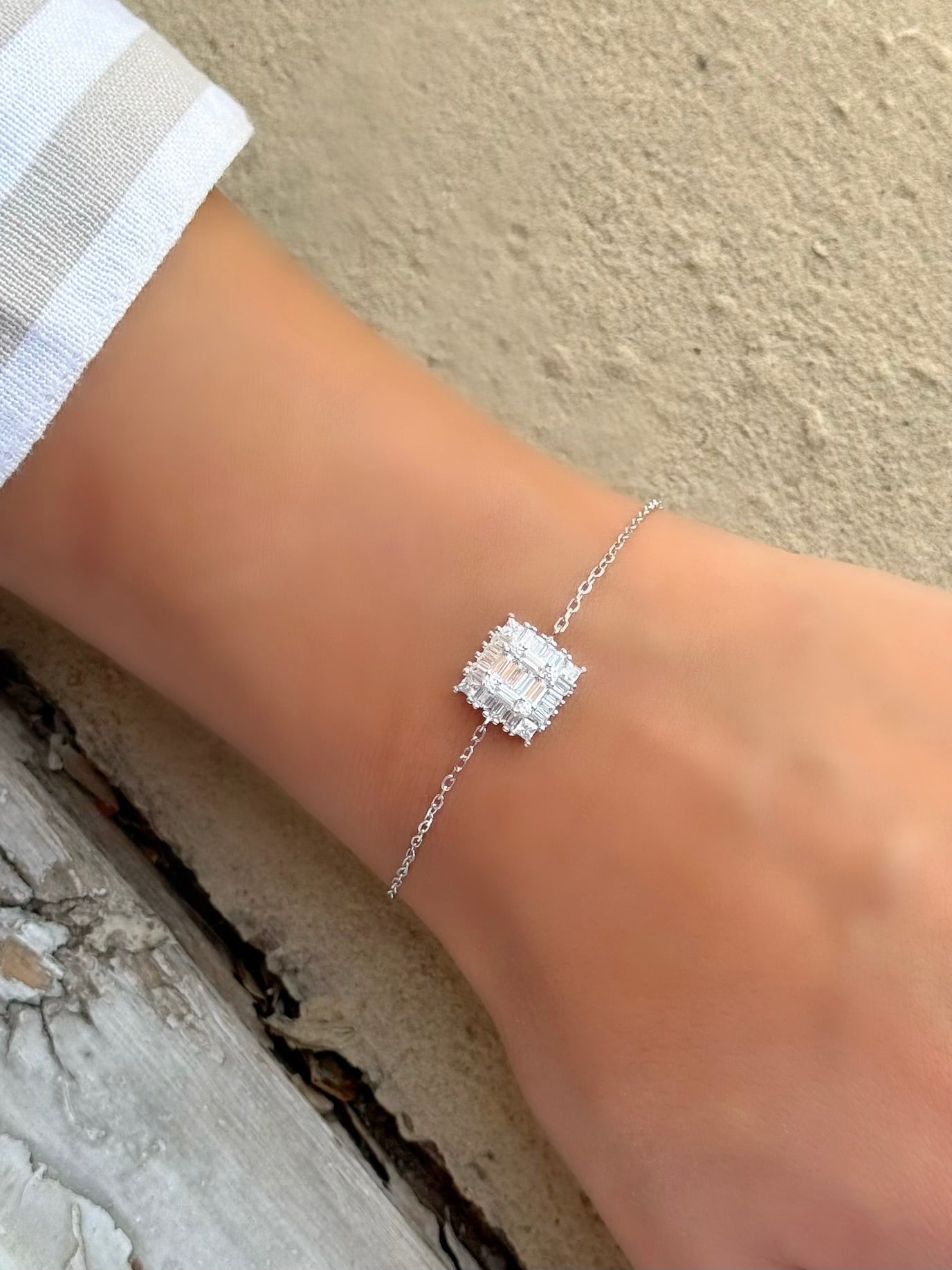 Square Design Bracelet With Baguette Stones Design