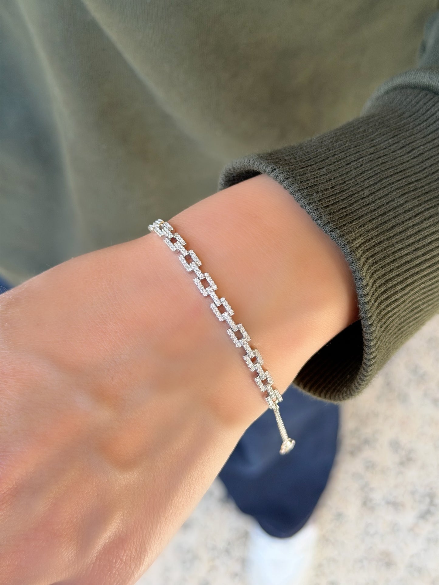 Elegant Squares Design Bracelet