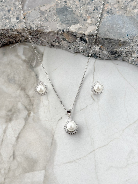 Pearl Design Set 3 Necklace + Earrings