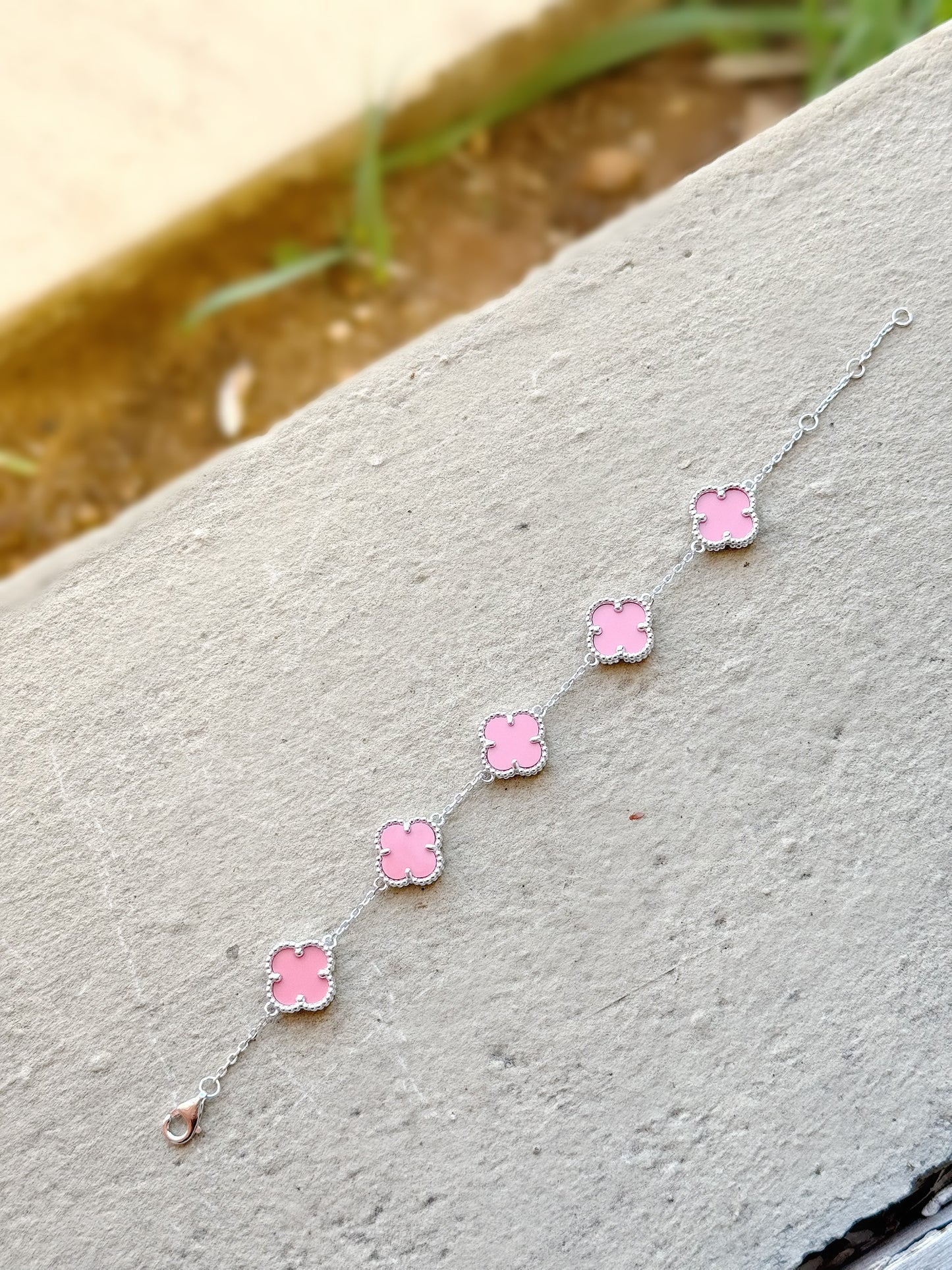 Pink Color Van Cleef Design Braceleto