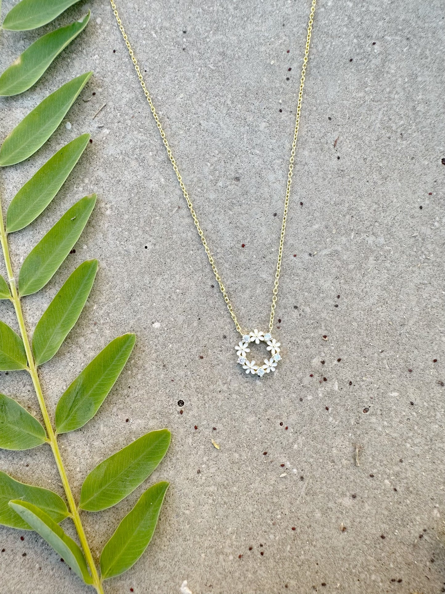 Silver 925 Gold Plated Daisy Flower Design Necklace & Bracelet