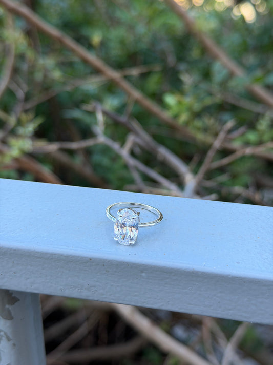 Big Oval Shape Stone Design Ring