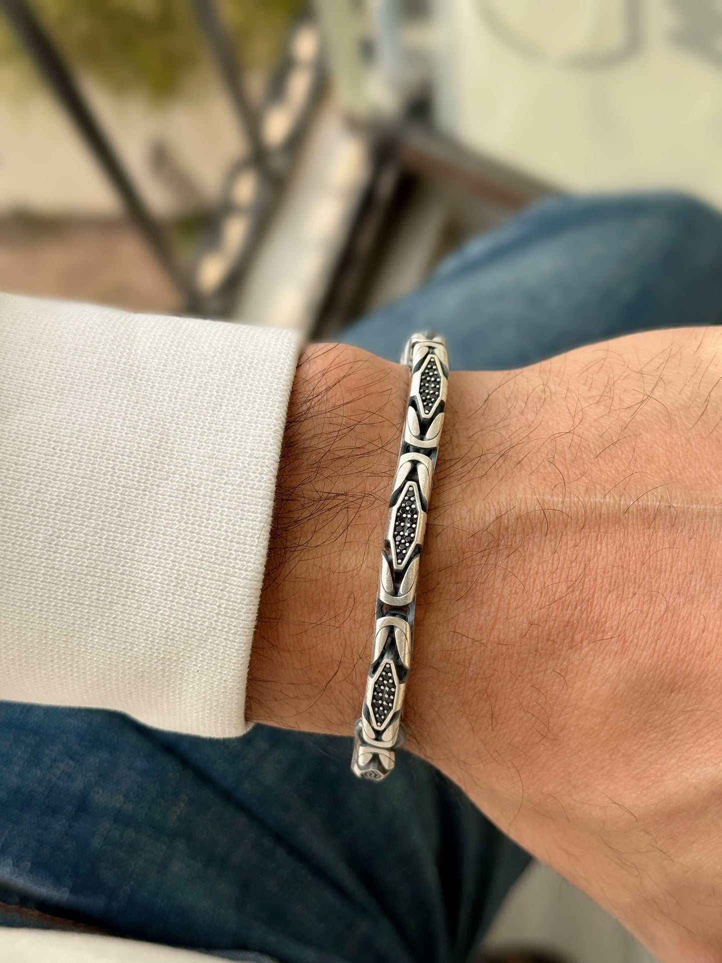 Oxidized king Chain Men Bracelet With Black Stones