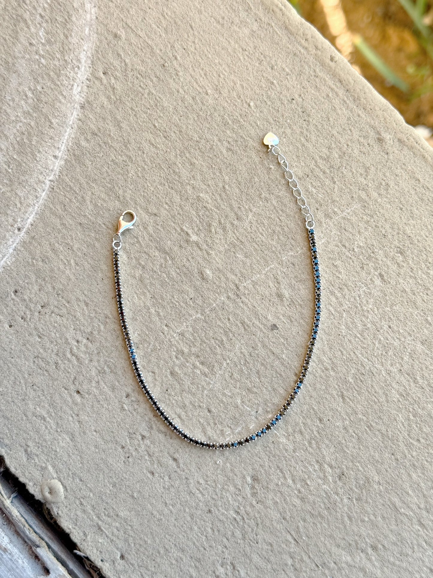 Tennis Bracelet 16 cm + 3 cm extension Available in Different Colors