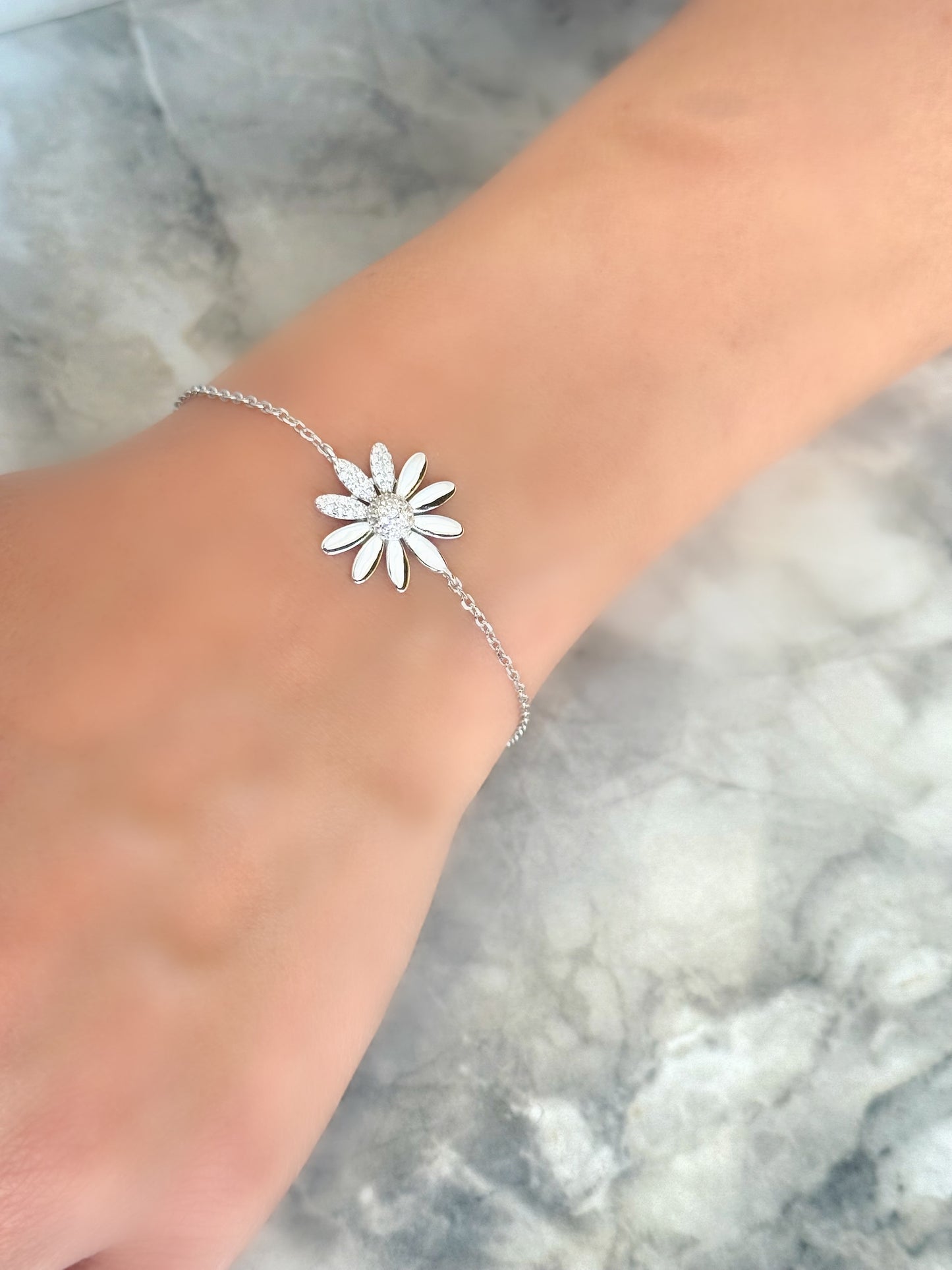 Special Design Flower Bracelet