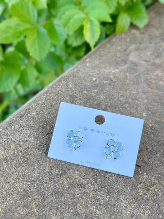 Four leaf Flower Design Earrings