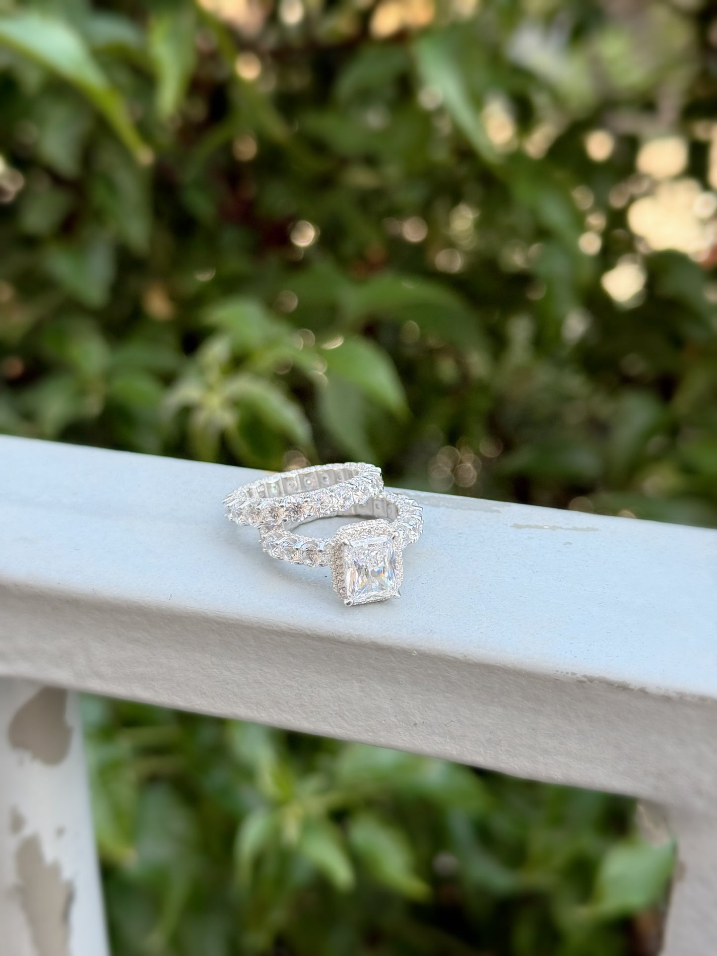 Big Rectangle Design Twins Rings With Round Stones