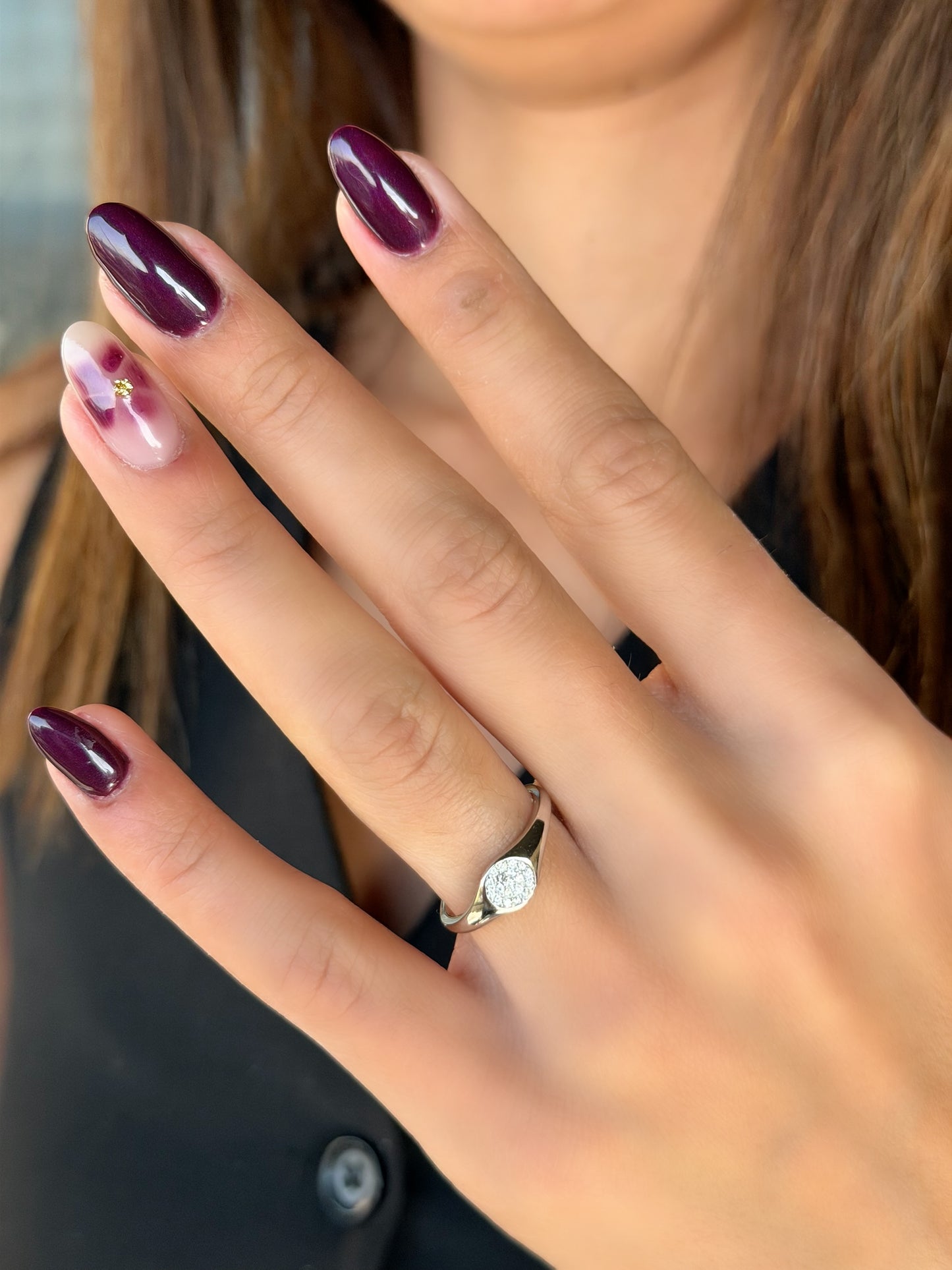 Eye Shape Ring White Stones