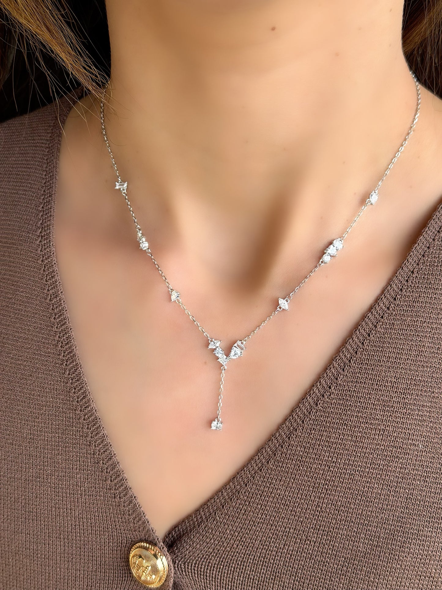 Multiple Stones Design Necklace