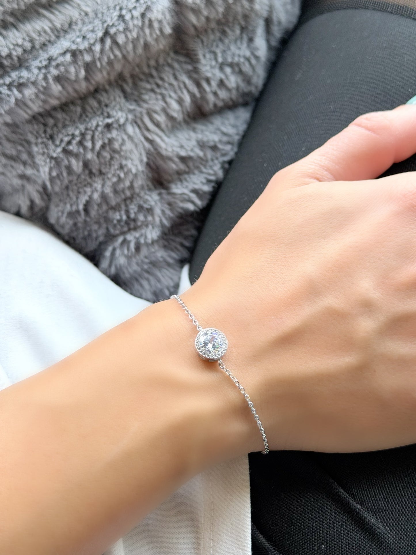 Round Stone Bracelet Available In two Colors