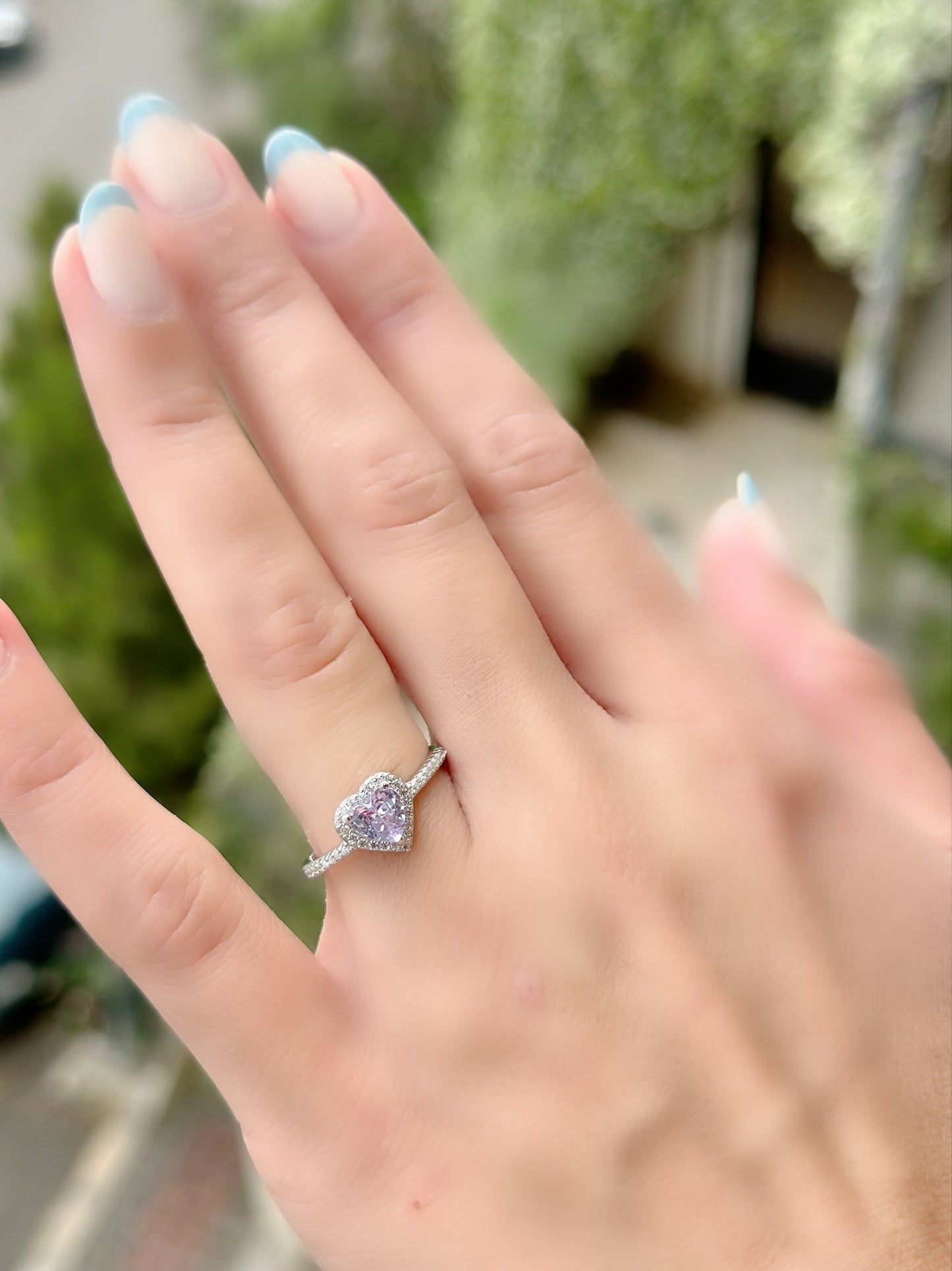 Heart Ring Lilac Color Including Led Light Box