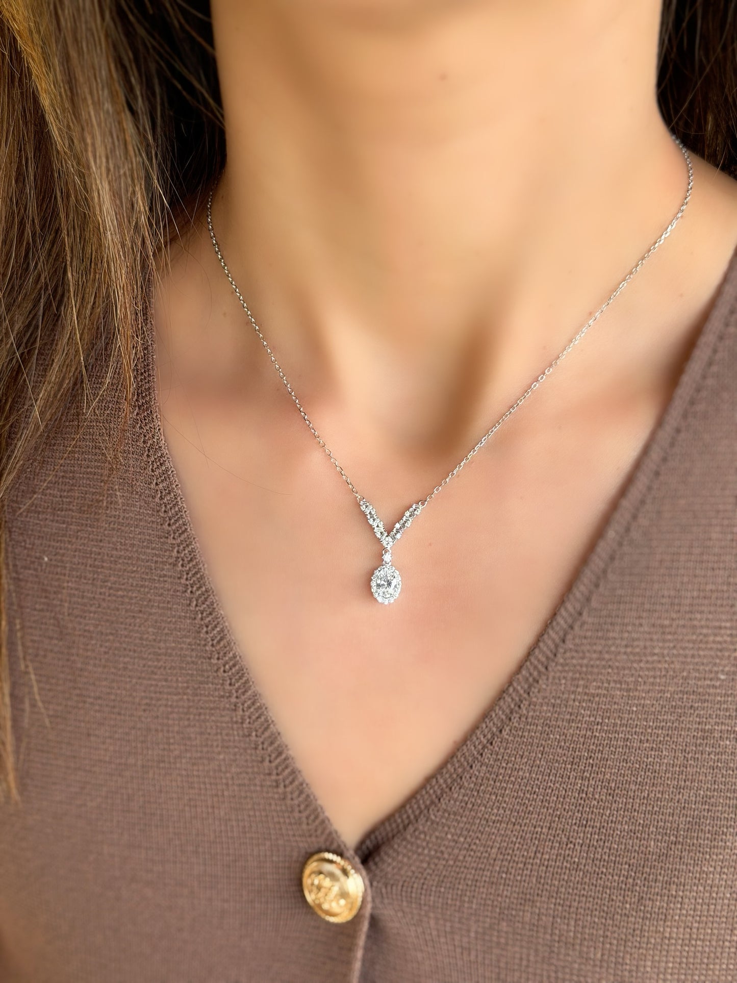 V shape With Oval Stone Design Necklace