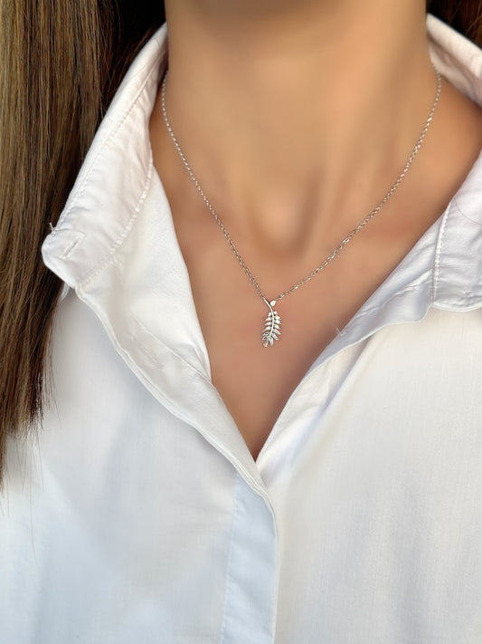 Leaf Design Necklace