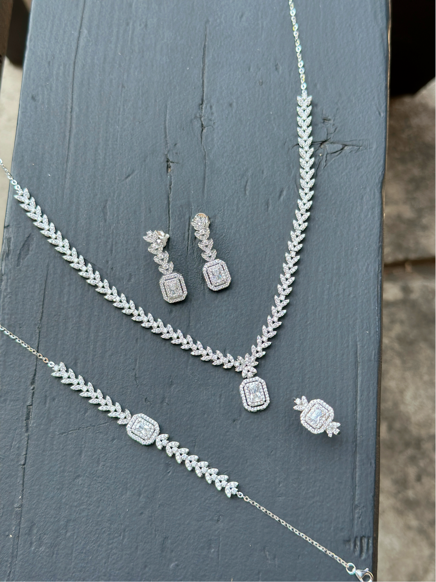 Special Design Wedding Set