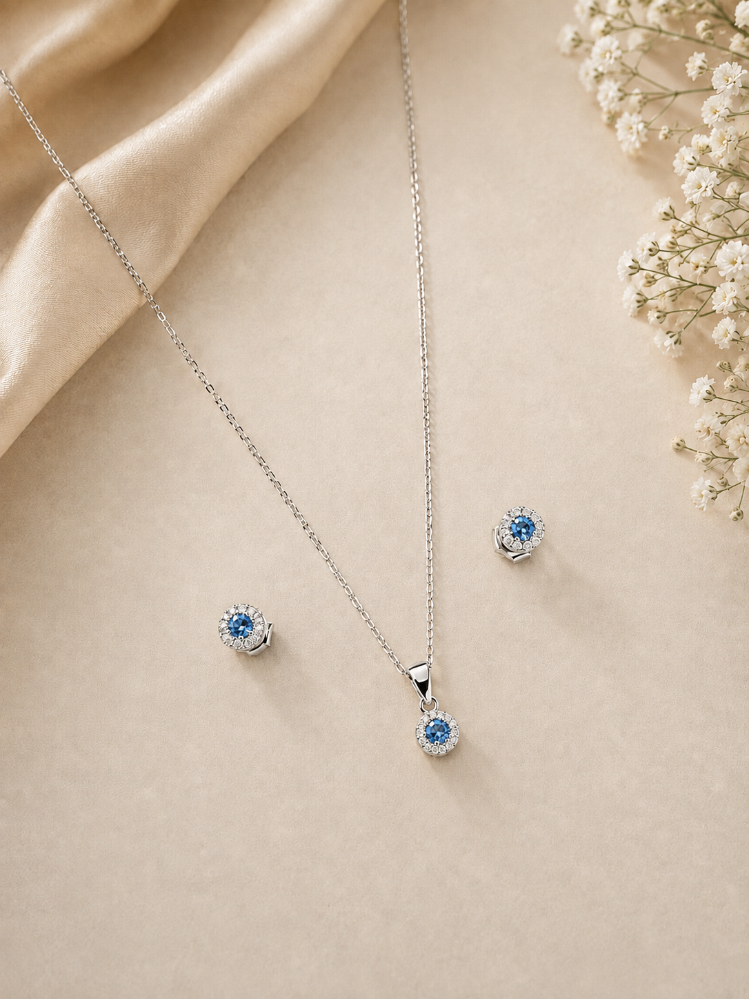 Round Stone Design Set Available In Three Colors