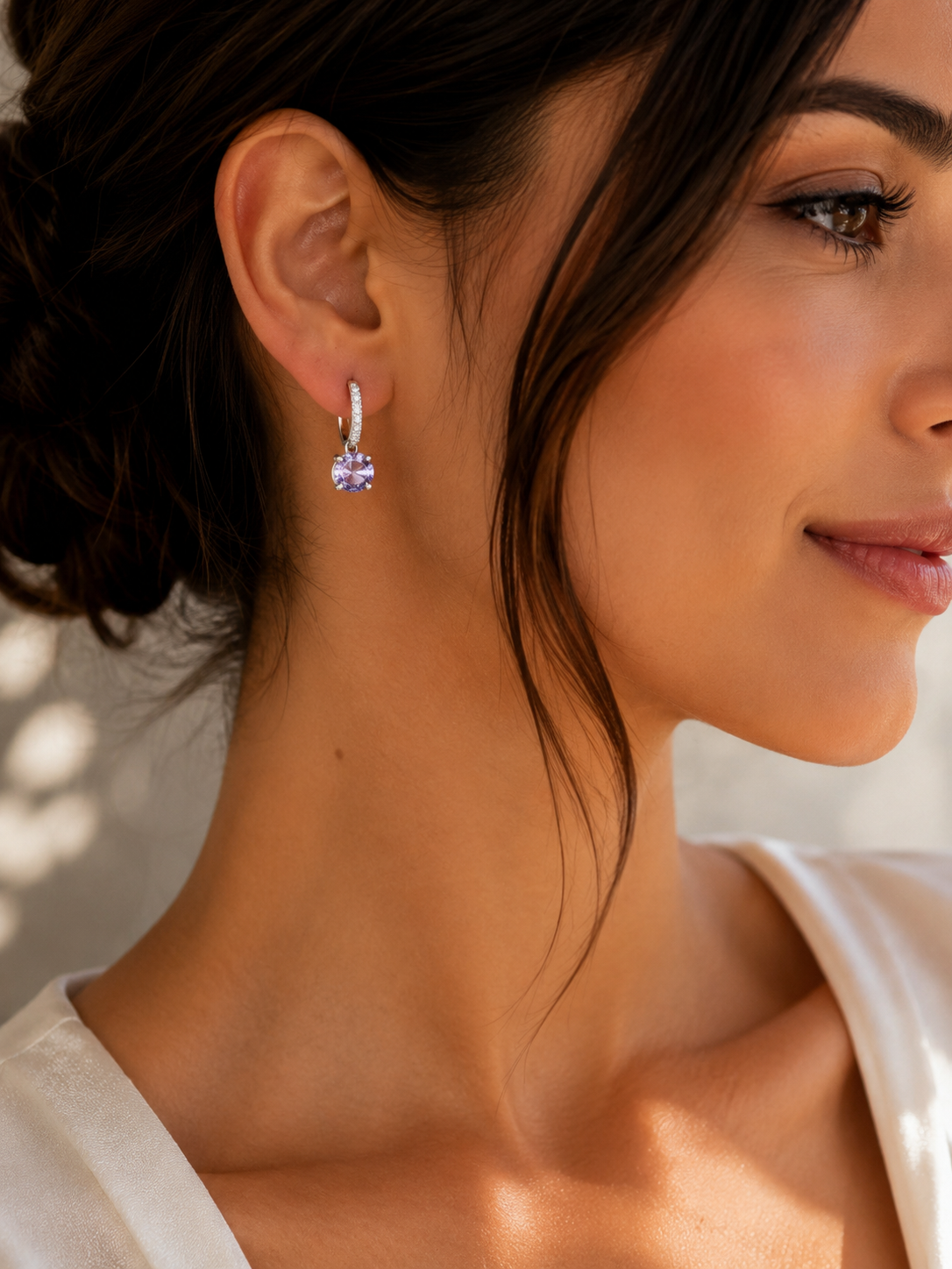 Hoop Earrings With Lilac Round Stone