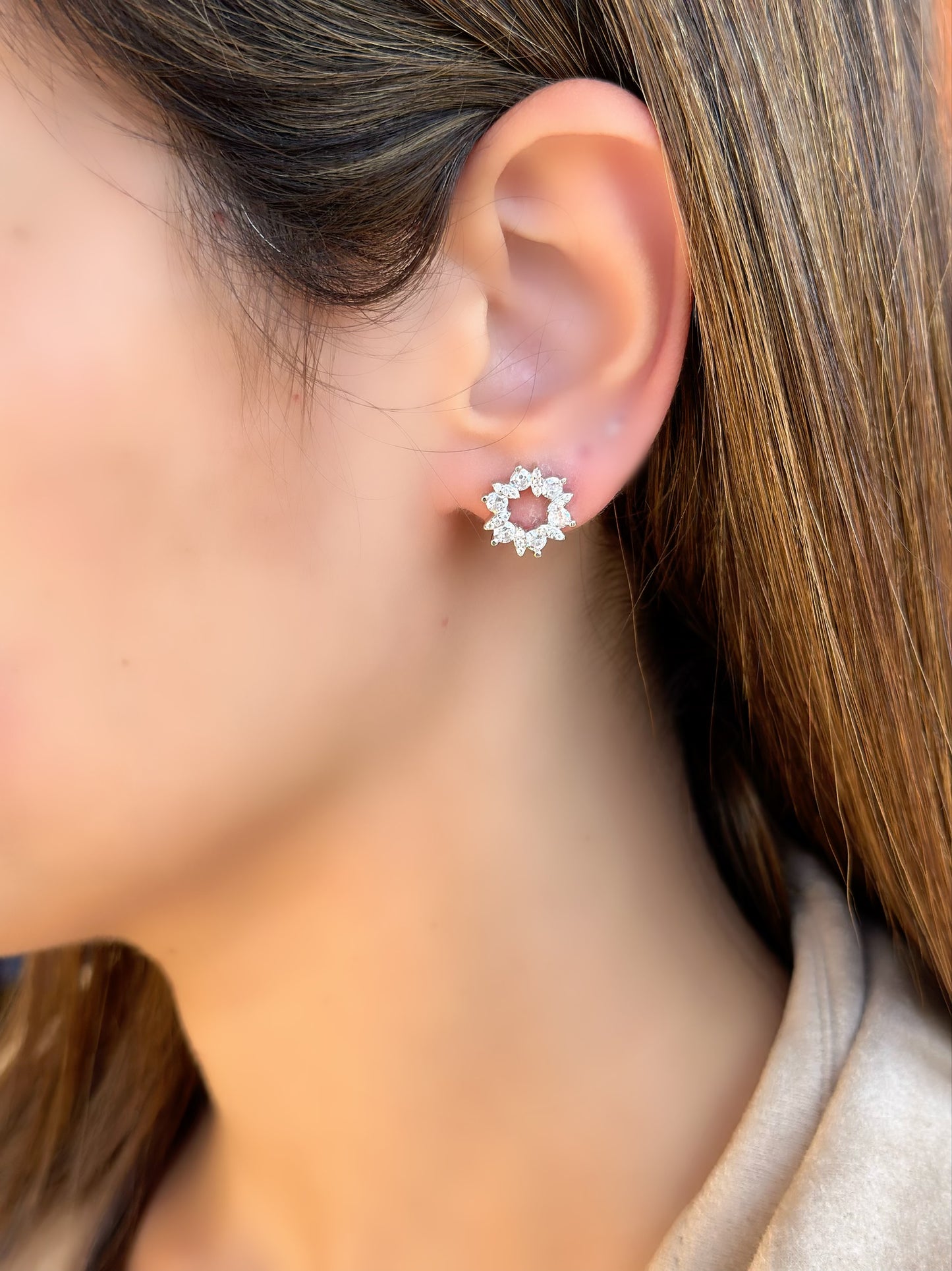 Round Earrings Sun Shape with White Zircon