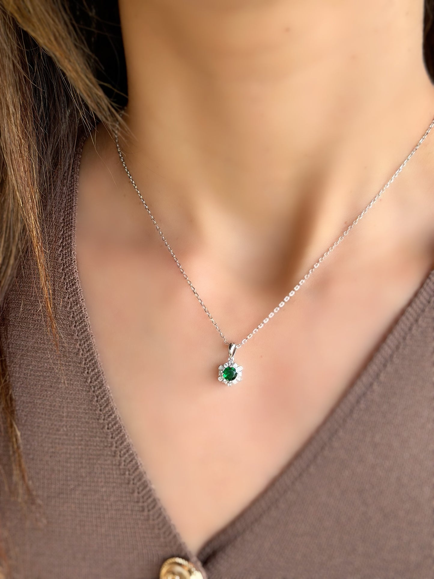Green Stone Design Necklace