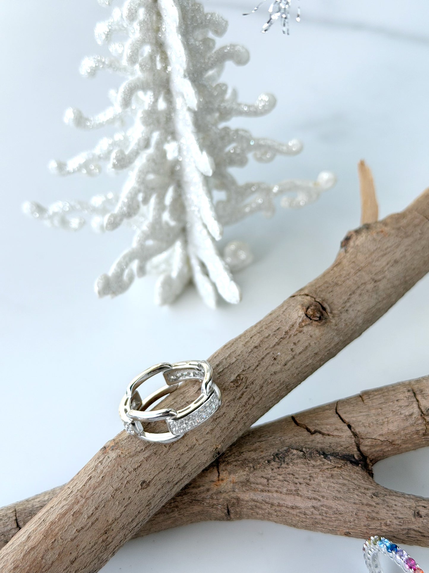 Paper Clip Design Ring