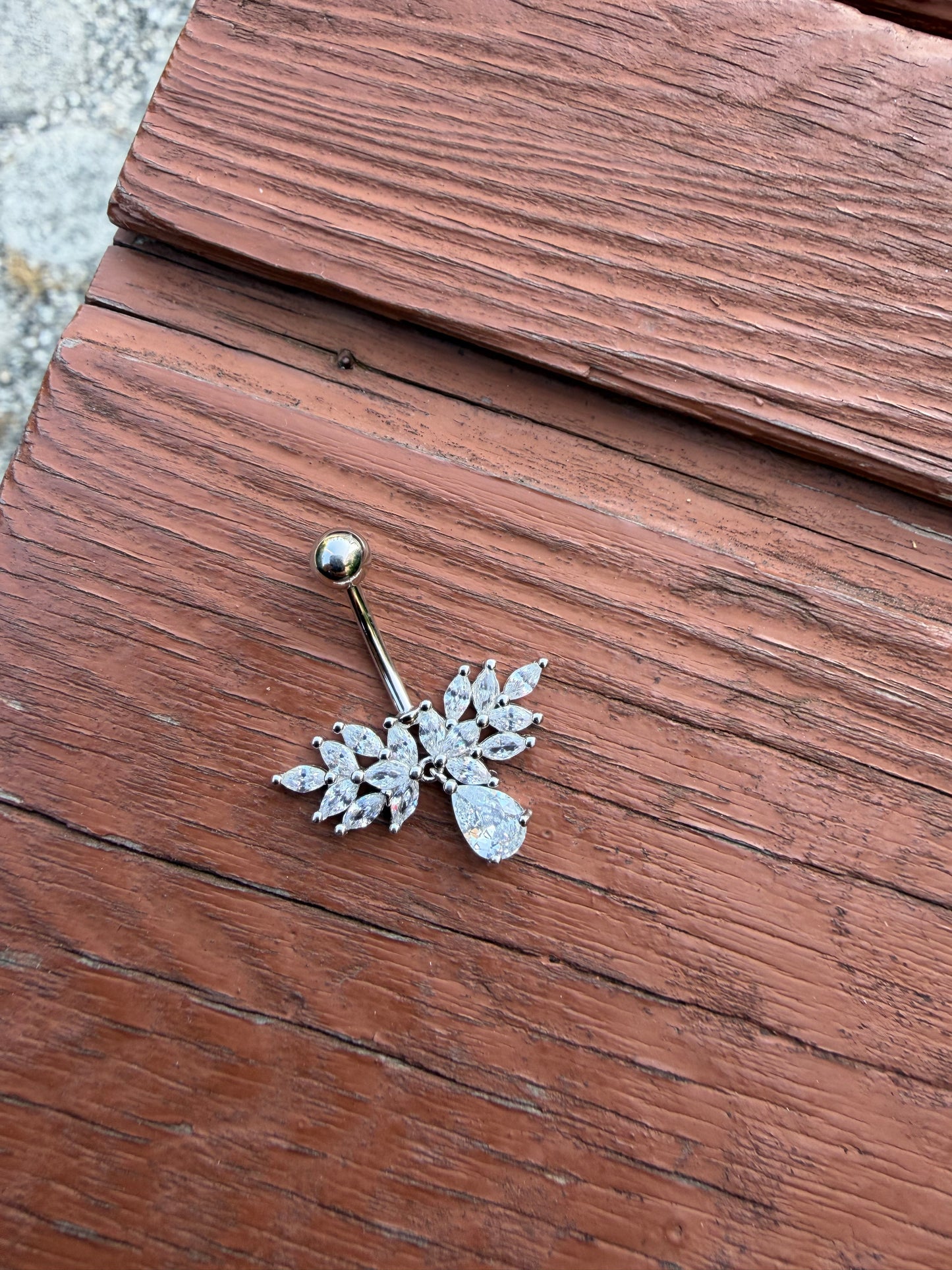 Leaf & Tear Drop Design Belly Piercing