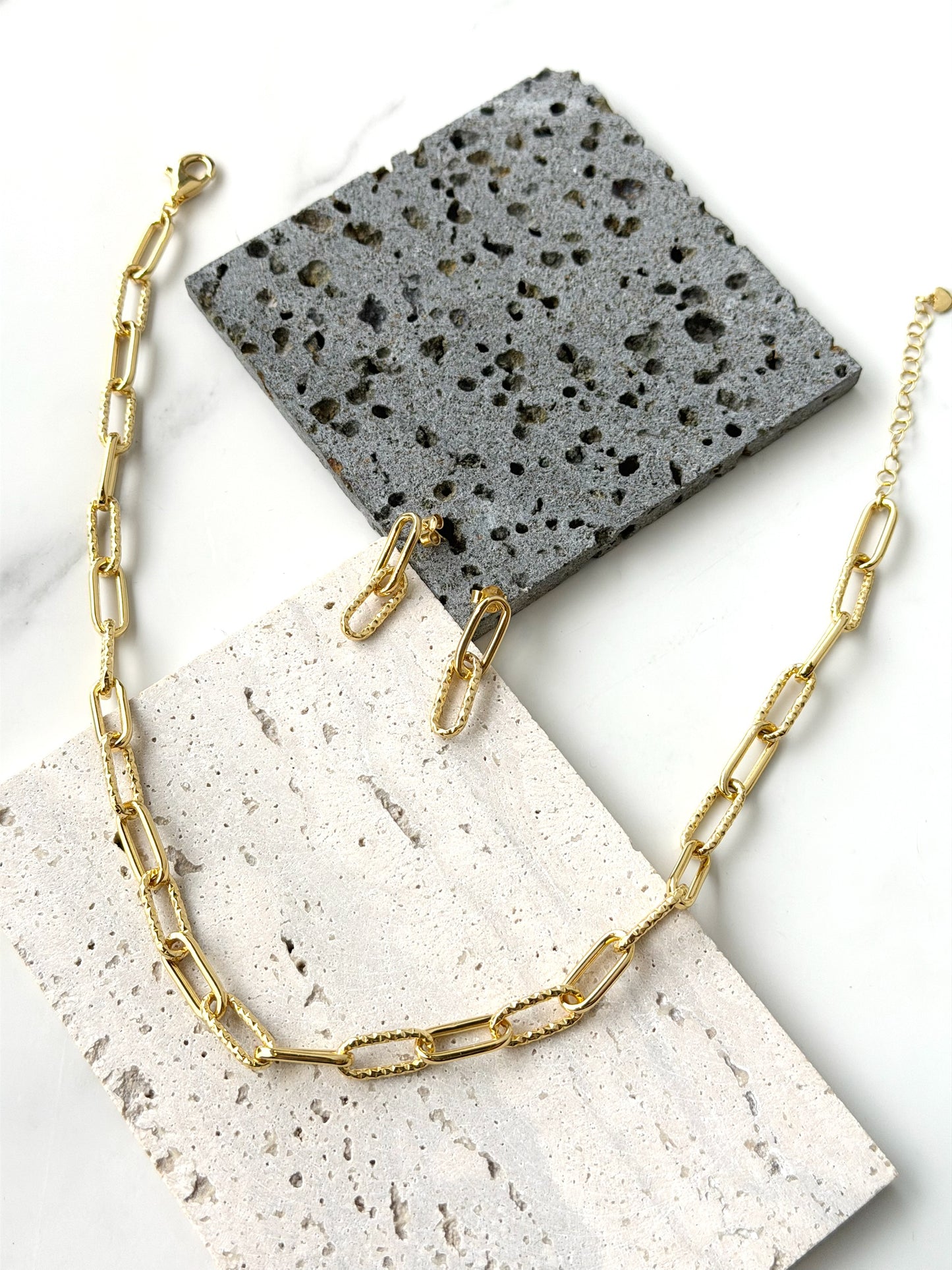 Paper Clip Design Set Gold Color