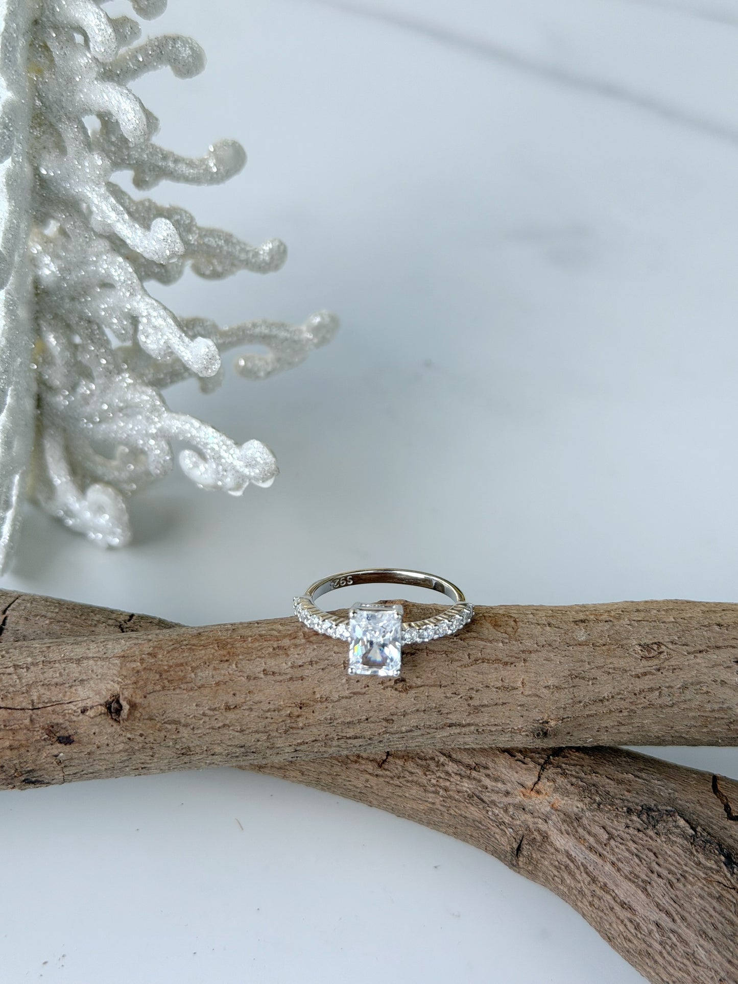 Rectangle Stone Design Ring