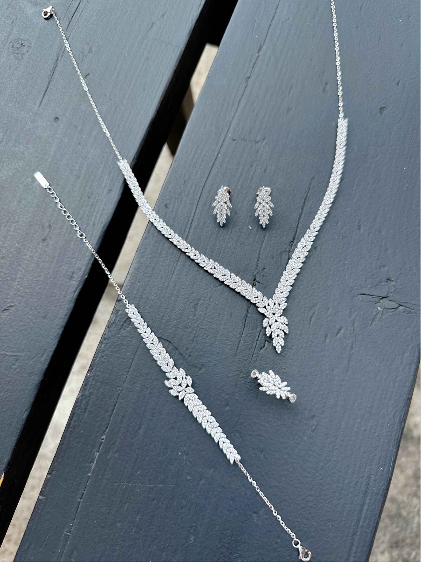 Wedding Set leaf Design