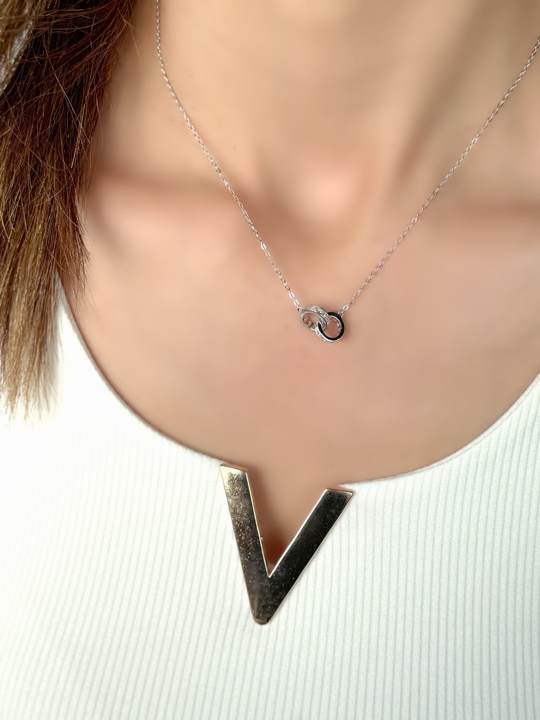 Interlinked Rings Design Necklace – Azalea Silver Jewelry