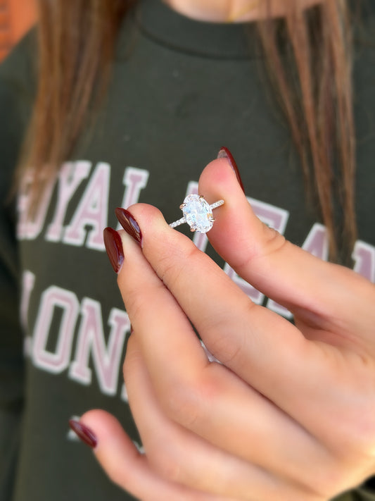 Big Oval Shape Stone Design Ring With Small Zircon Stones