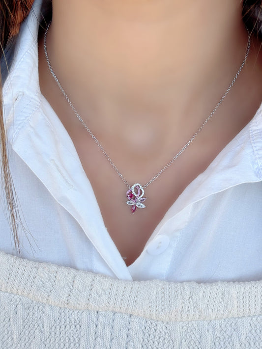 Floral Shape Design Necklace