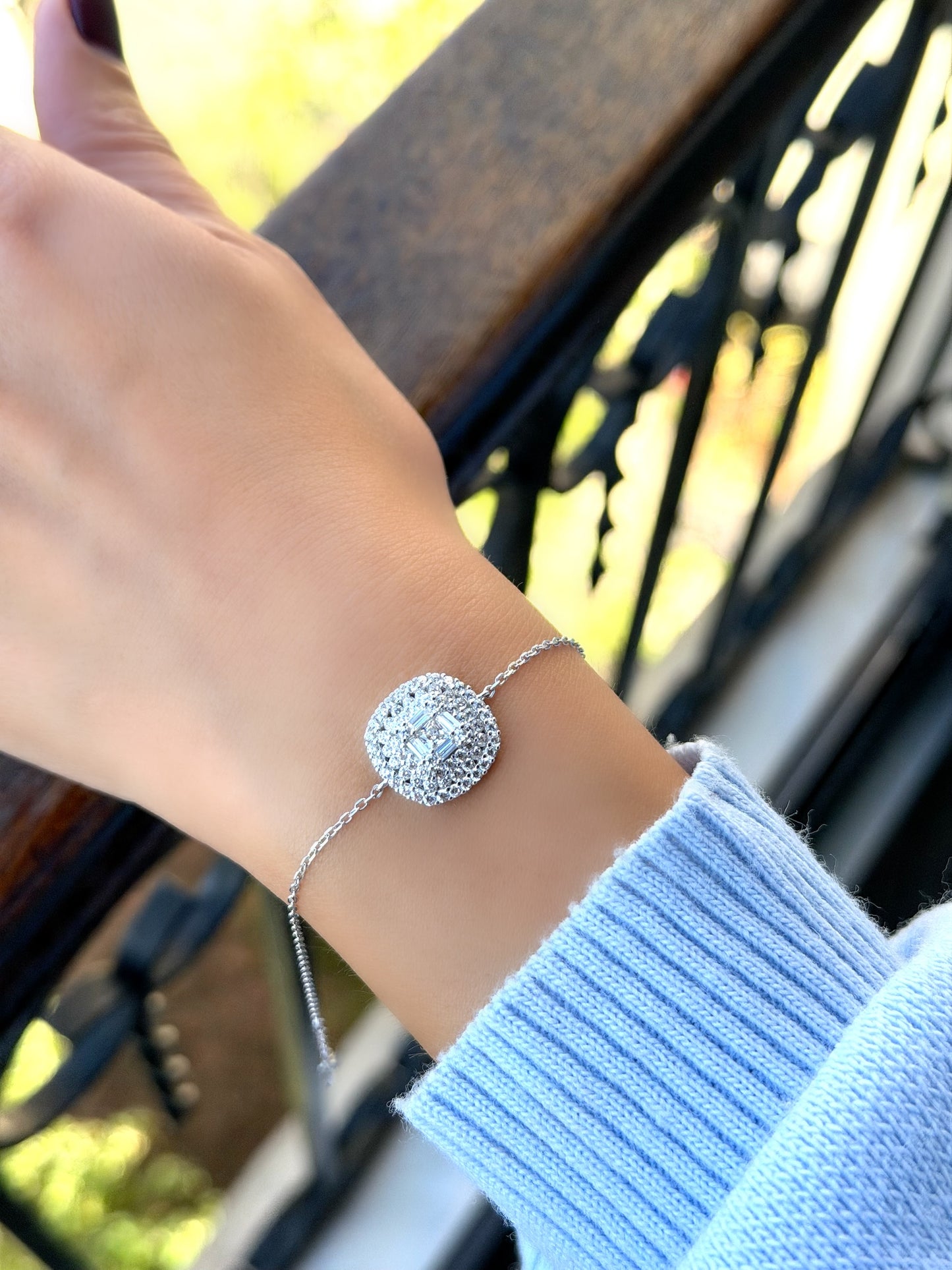 Elegant Square Cluster Design Bracelet