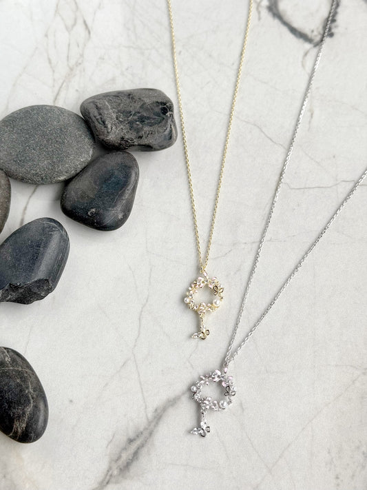 Flowers & Butterfly Design Necklace