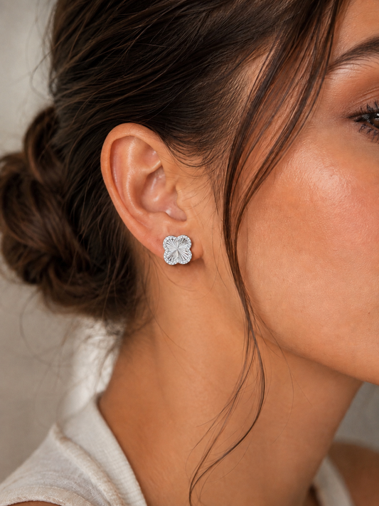 Van Cleef Plain Design Earrings