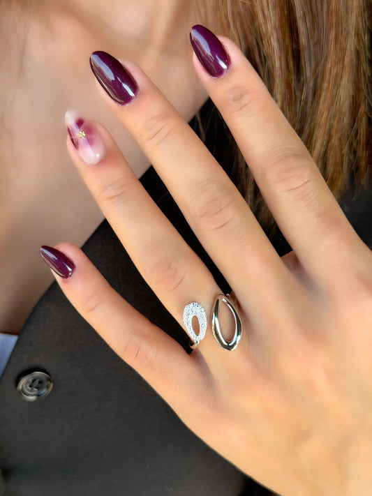 Wave Design Ring With White Stones