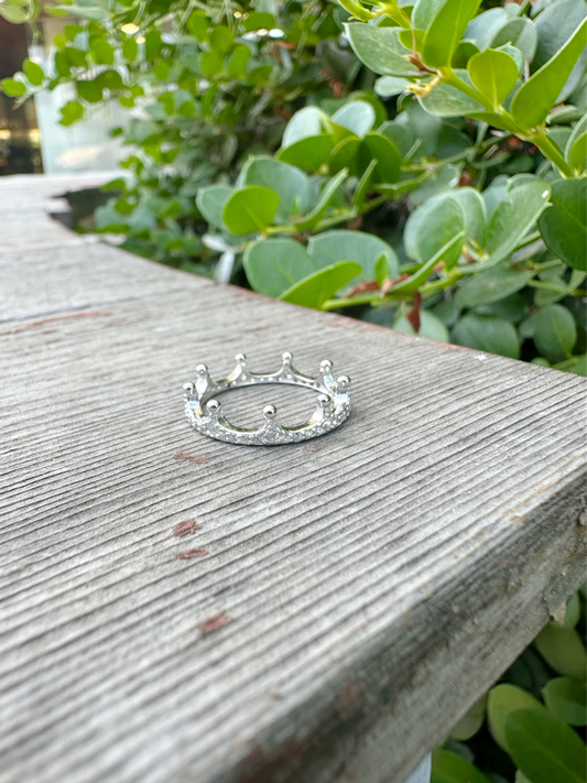 Simple Crown Ring With White Zircon Stones