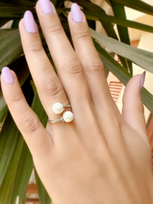 Adjustable Pearl Ring