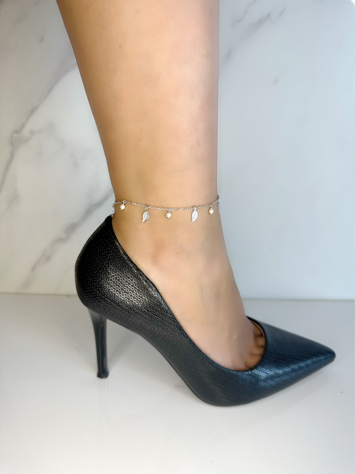 Anklet With Multiple Small Leaves & Beads